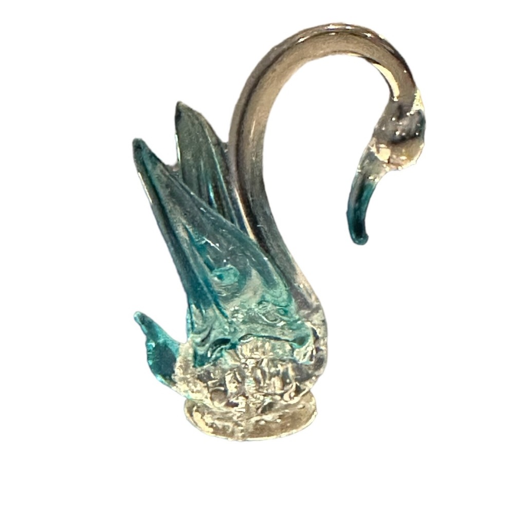Mini glass swan
